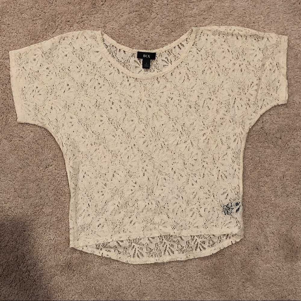 BCX  ✨ Juniors’ Lace Top - Creme Size Small